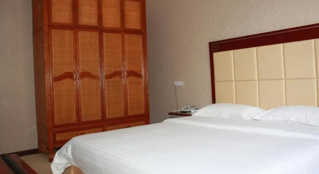 Xiwang Bridge Hotel, Varaa Hotelli Xianning Hubei