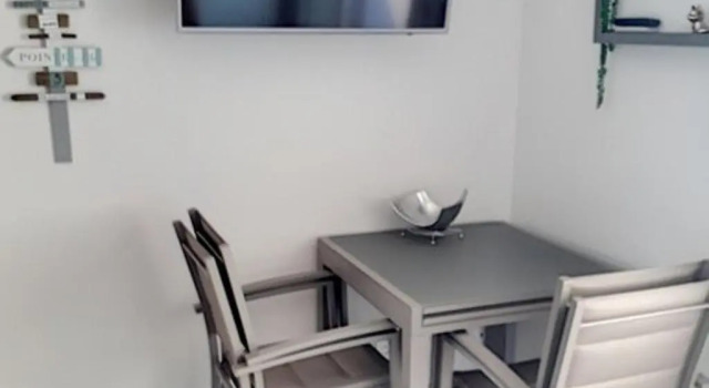 Appartement Bormes-les-Mimosas, 1 pièce, 2 personnes - FR-1-610-63