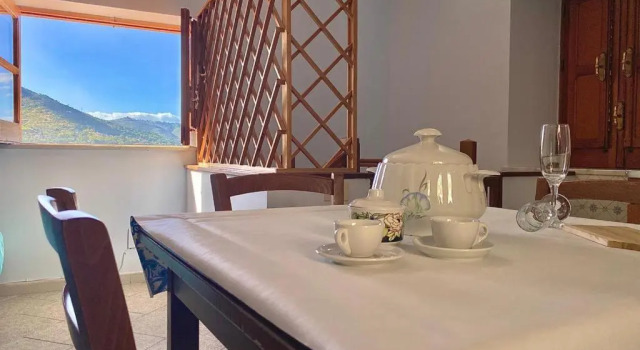 Коттедж c 1 комнатой Bellavista63