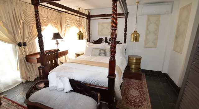 Номер Standard с балконом Kiwara Guesthouse