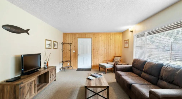 Люкс Indian Creek Lodge