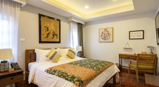 Номер Standard с балконом Maneeya Park Residence