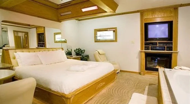 Sybaris Pool Suites, Varaa Hotelli  
