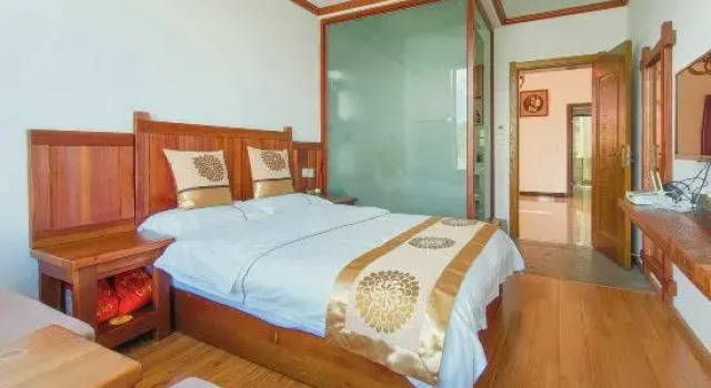 Люкс Dali Ruzhijia Homestay