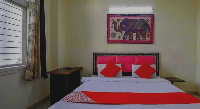 Collection O 62201 Hotel Glory Stay, Rezervovat Hotel Malviya Nagar 