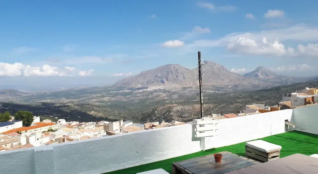 Коттедж Comfort с 4 комнатами с видом на горы Casa Rural Lunares y Salinera