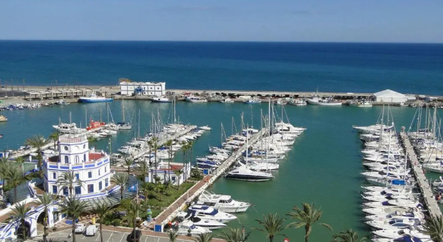 Апартаменты Apartamento Estepona Golf