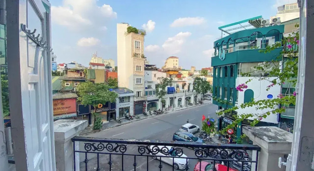 Eco Nest Cozy Apartment & Hotel