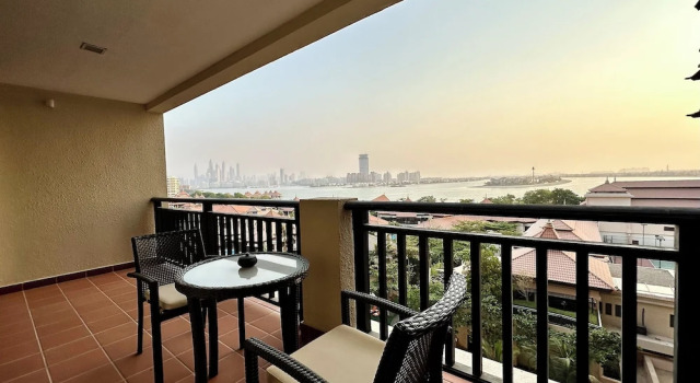 Апартаменты Lux BnB I Palm Jumeirah Resort I Palm Views