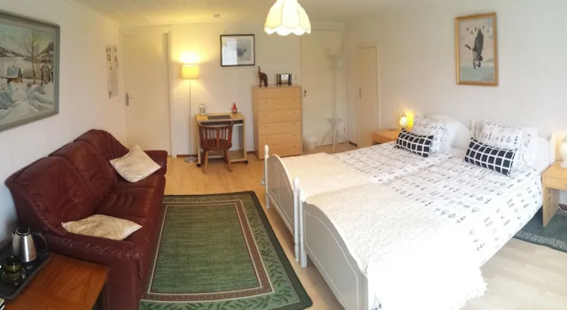 Två Ekar Gård, Rezerwuj Hotel Hotele w Svealand z parkingiem, Parking