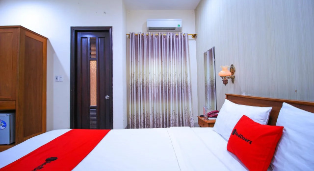 Thanh Tien Hotel, Забронировать Отель Отели Дананга муниципалитета с парковкой, рядом с Музей изящных искусств Дананга, Парковка