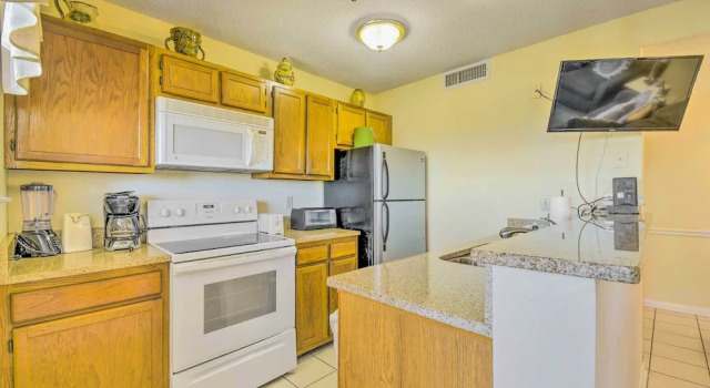 Апартаменты Homey Myrtle Beach Condo w/ Resort Amenities!