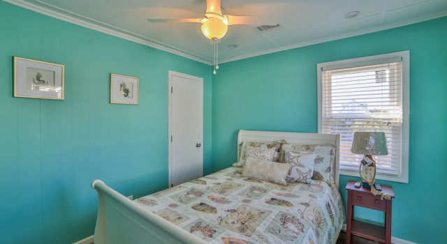 1691 E. Folly Beach - 3 Br Home, Забронировать Дом для отпуска Коттеджи Южной Каролины, Коттедж