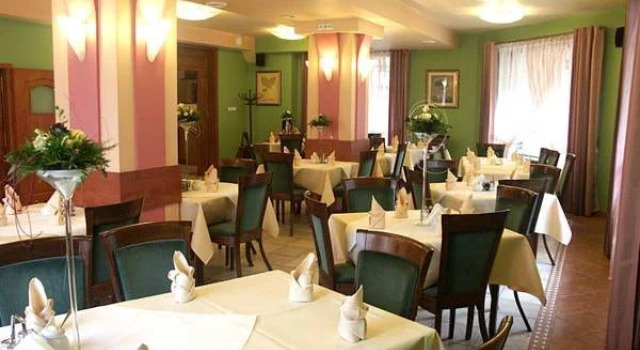 Hotel Cold, Book Hotel Bochnia Lillepolen