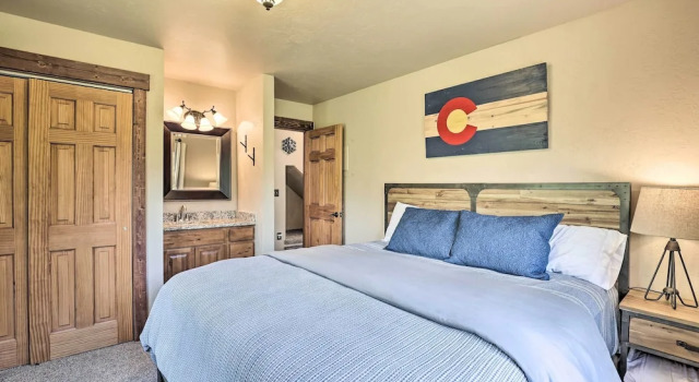 Апартаменты с 3 комнатами с балконом 3-story Home w/ Balcony ~ 6 Mi to Winter Park!