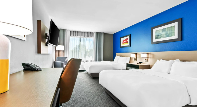Четырёхместный номер Standard Comfort Inn & Suites Grand Blanc-Flint
