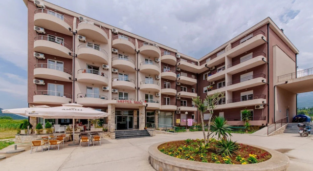 Двухместный номер Standard с балконом Hotel Novi