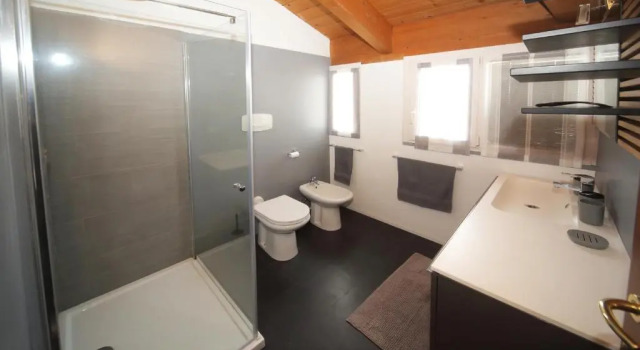 Dosse House, Prenota Appartamento Caponago Lombardia
