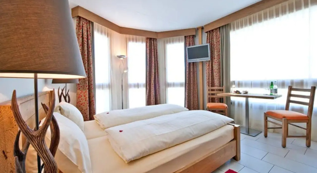 Двухместный номер Standard с видом на горы Hotel Station