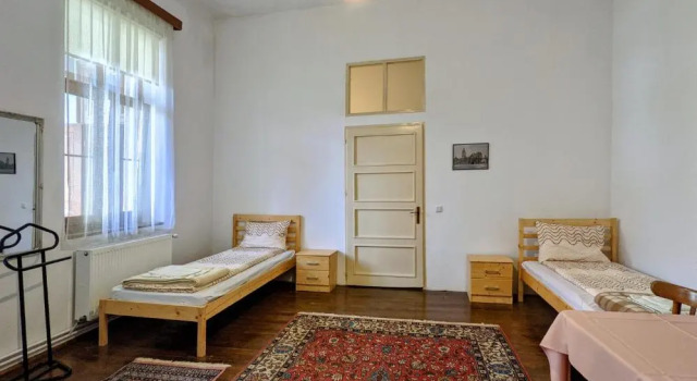 Трёхместный номер Standard Gästehaus Honigberg next to the Fortified Church of Harman