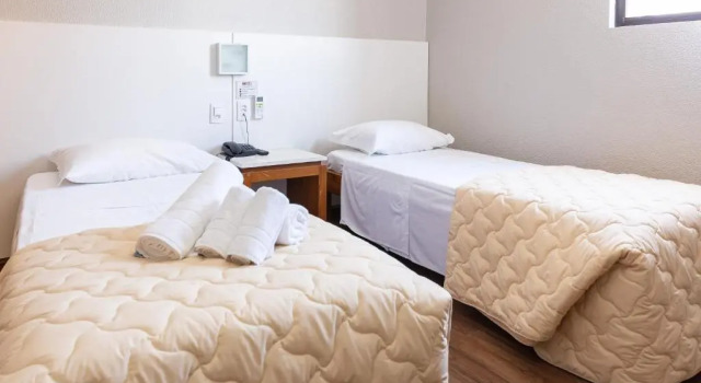 Hotel Lunes