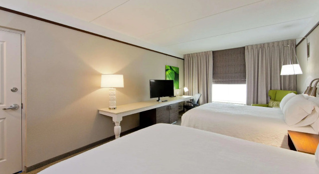 Четырёхместный номер Standard Hilton Garden Inn Martinsburg