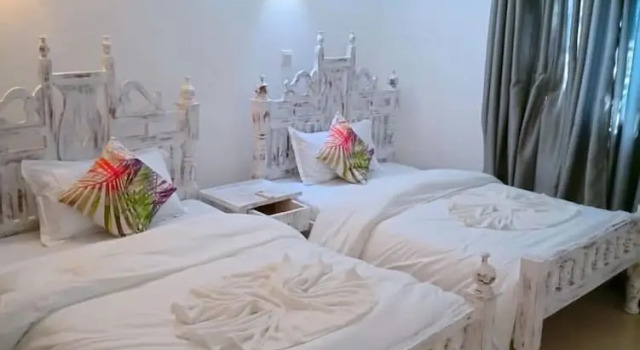 Апартаменты Deluxe Lux Suites Lamera Beachfront Apartments
