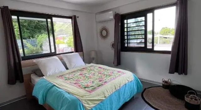 2 accomodations -Studio du Manoir -Le Manoir, Забронировать Отель Пунаауйя Таити