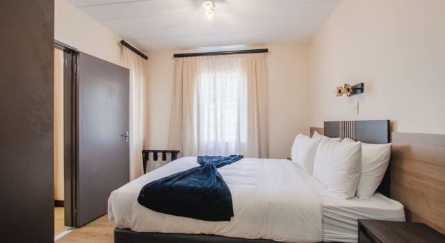 Апартаменты Standard Melrose Corner Self-Catering Hotel Apartments