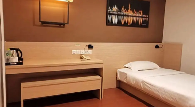 Двухместный номер Standard Chiang Roi 7 Days Inn