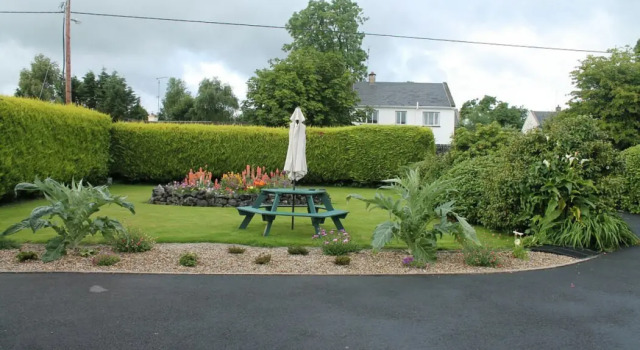 Riverwalk House B&B, Prenota Bed & breakfast Hotel a Connacht con parcheggio, Parcheggio