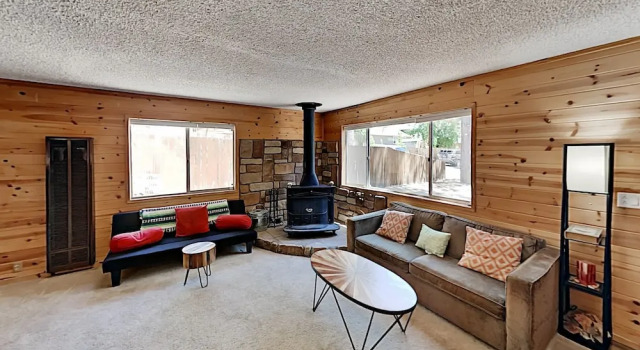 40256est 3 Bedroom Home, Rezerwuj Dom wakacyjny Big Bear Lake Stany Zjednoczone