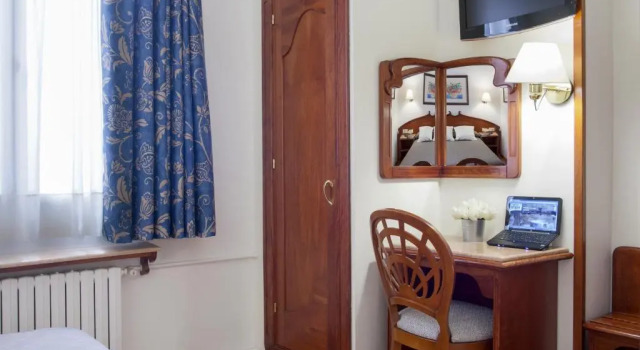 Одноместный номер Gaudi Hotel