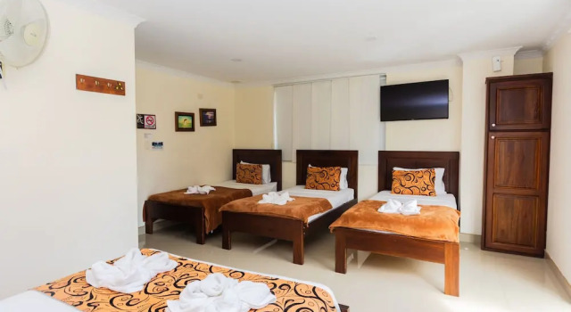 Четырёхместный номер Superior с балконом Hotel Verony Guatape