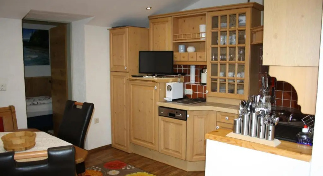 Апартаменты Ferienwohnung am Krausberghof mit Balkon und Parkplatz, 6 Fahrminuten zur Alpentherme Gastein und zur Schlossalmbahn