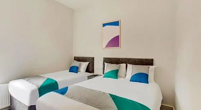 Трёхместный номер Standard Civic Hotel