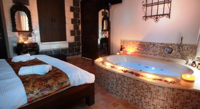 Люкс с балконом Shirat Hayam Boutique Hotel