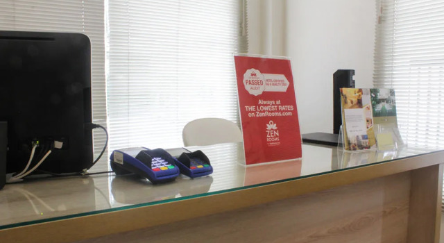 ZEN Rooms Kuningan Anggrek, Book Hotel Jakarta Jakarta Province