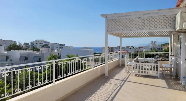 Апартаменты с 3 комнатами Villa August Ksamil
