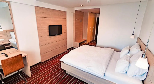 Hotel Oscar, Забронировать Отель Отели Прахова 3 звезды, 3*