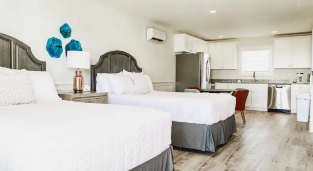 Люкс Saltwater Suites