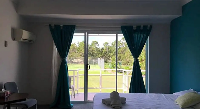 Люкс Seaside Garden Hotel