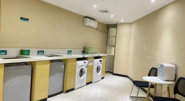Vienna 3 Best Hotel (Nanning Huoche Dongzhan), Prenota Hotel Nanning Guangxi