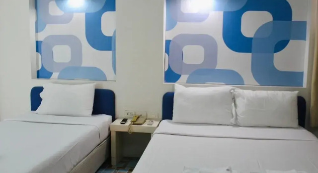 Трёхместный номер Standard Bangsaen Villa Hotel
