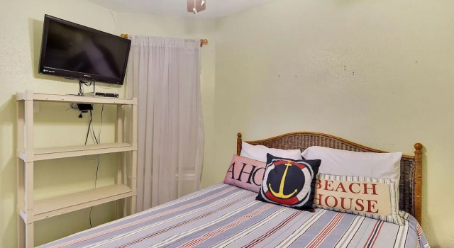 Ahoy Mateys 1 Br condo by RedAwning