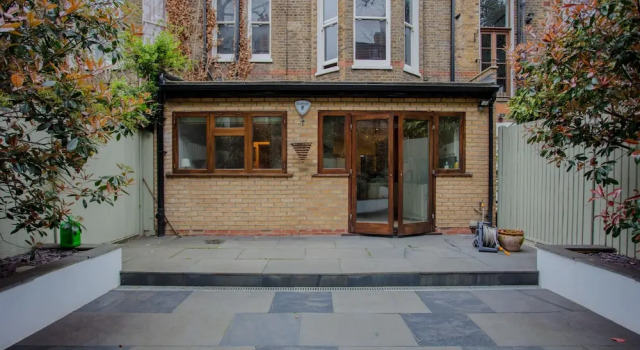 Garden Flat in Shepherds Bush
