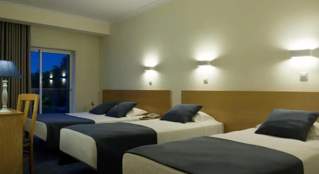 Семейный номер Standard Cova da Iria Hotel