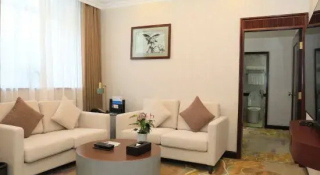 Люкс Executive Grand Soluxe Hotel Gansu