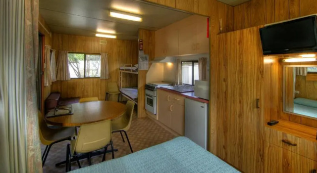 Бунгало Standard Riverview Caravan Park