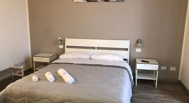 Bedroom la stazione, Забронировать Отель Отели Палермо с парковкой, рядом с San Francesco D'Assisi Basilica - Palermo, Парковка